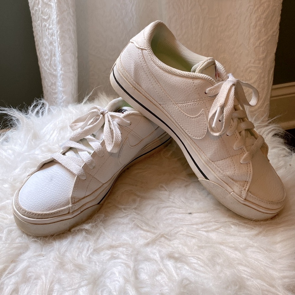 Nike Legacy Court Sneakers Size 6.5